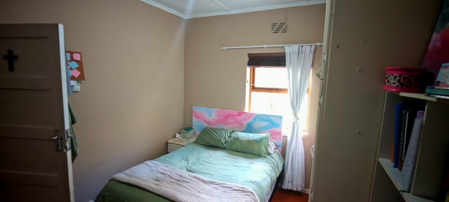 5 Bedroom Property for Sale in Thornton Western Cape